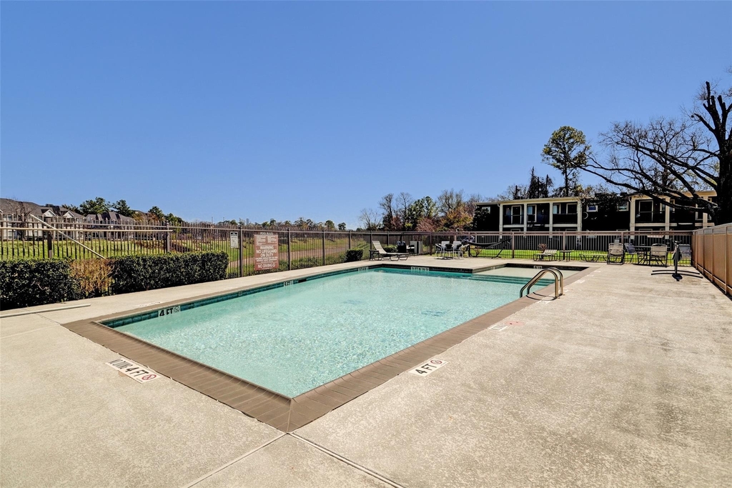 1600 W T C Jester Boulevard - Photo 8