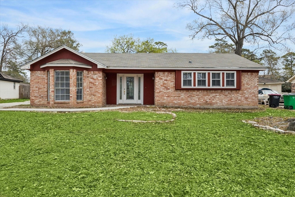 23834 English Oak Drive - Photo 0