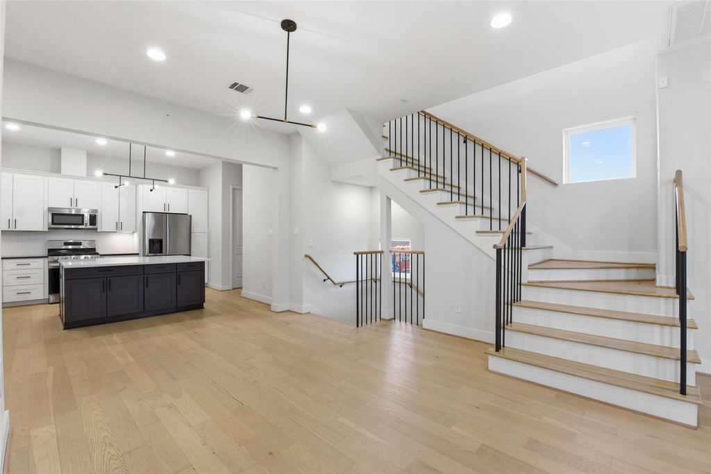 2204 Lou Ellen Lane - Photo 15