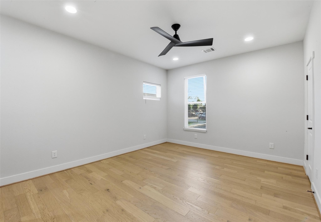 2204 Lou Ellen Lane - Photo 6