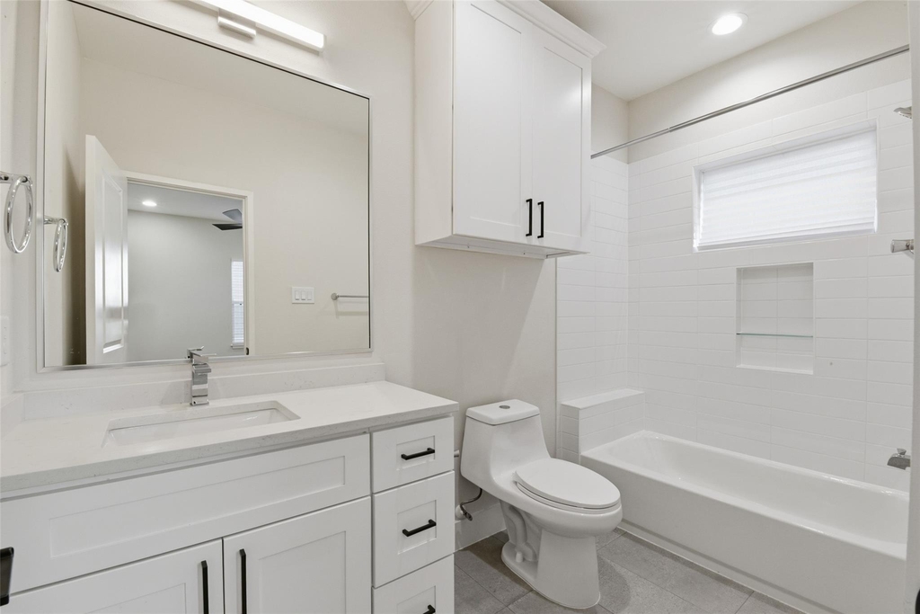 2204 Lou Ellen Lane - Photo 36