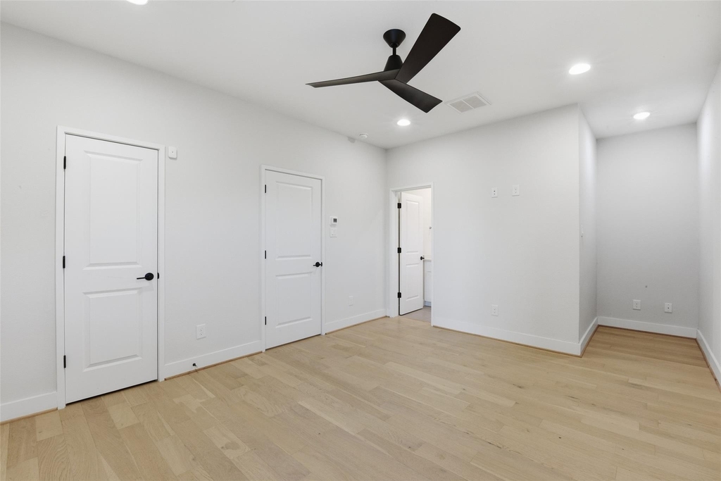 2204 Lou Ellen Lane - Photo 5
