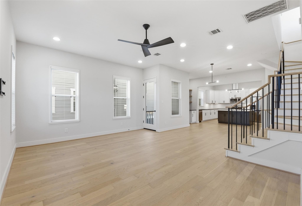 2204 Lou Ellen Lane - Photo 9