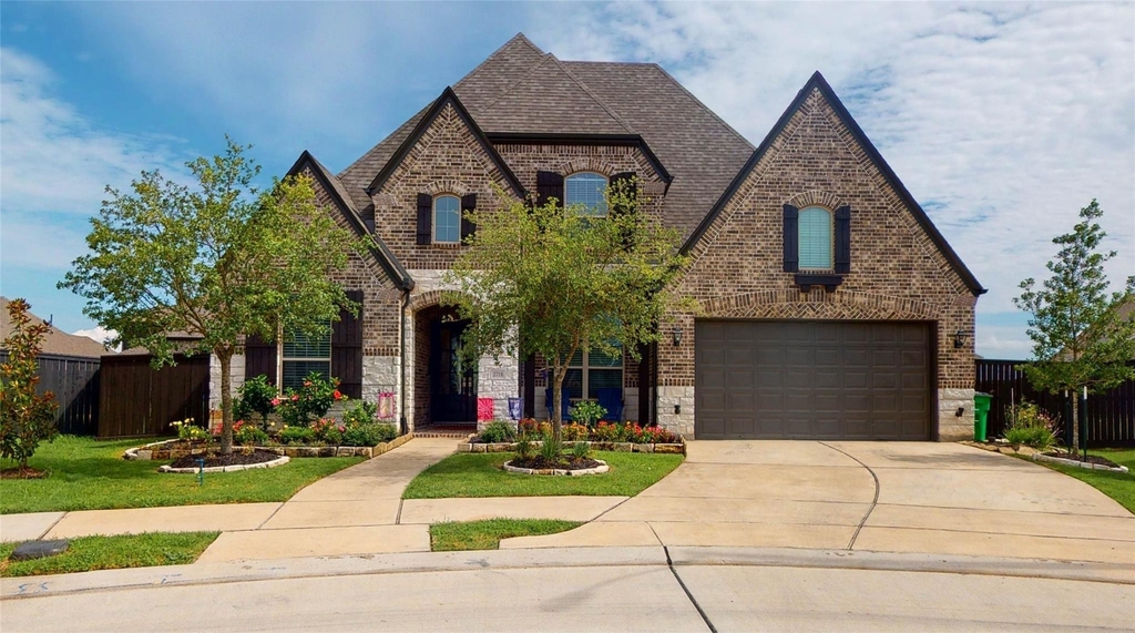 2718 Ripe Amber Cup Court - Photo 0
