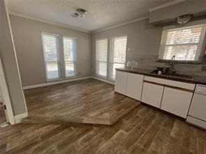 16064 Holly Street - Photo 10