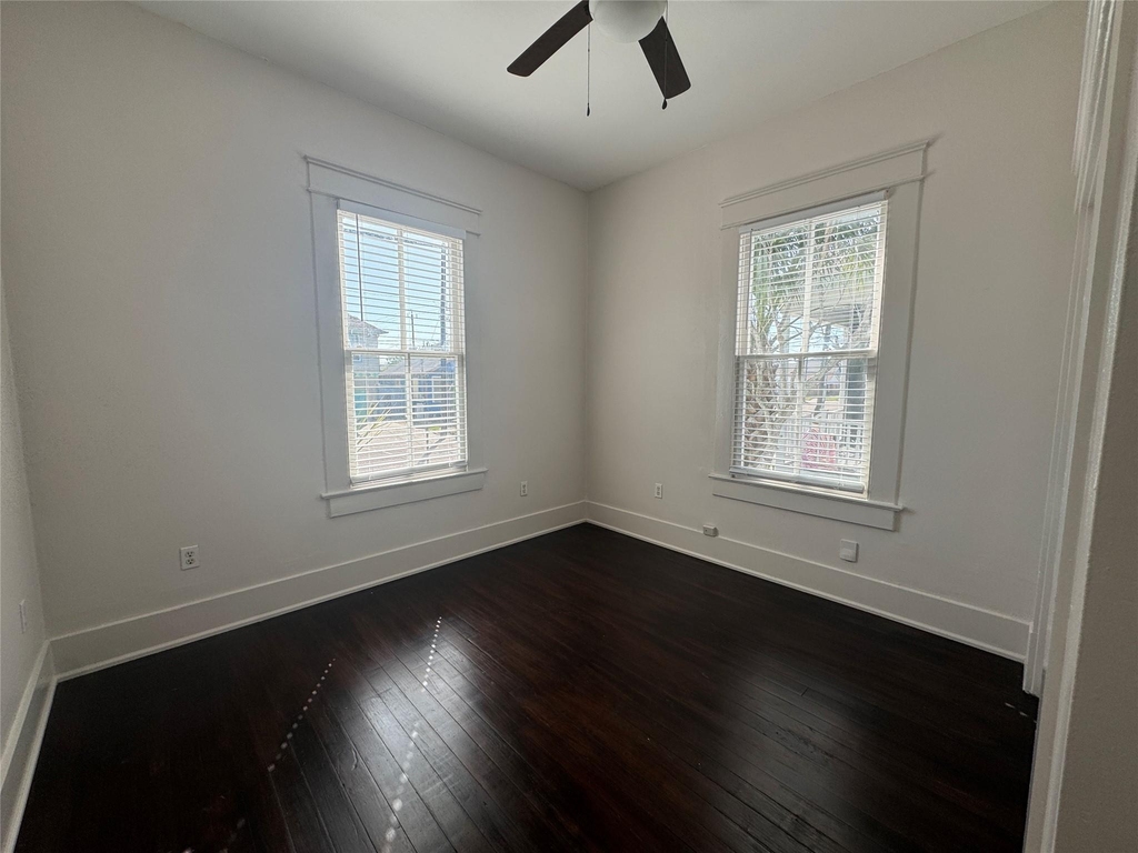 801 Saint Mary's Boulevard - Photo 4
