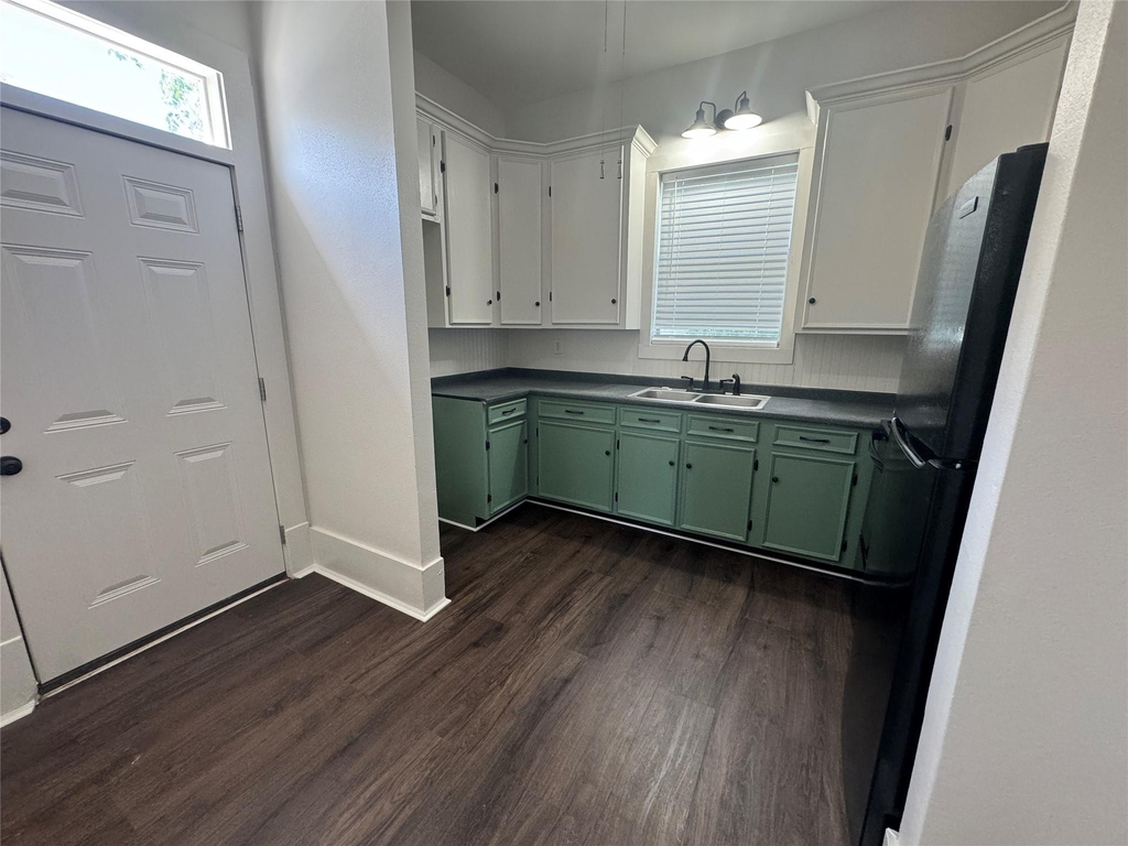 801 Saint Mary's Boulevard - Photo 8