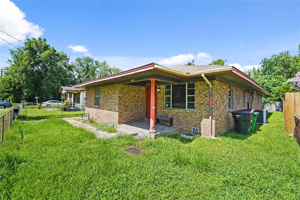 2315 Leffingwell Street - Photo 3
