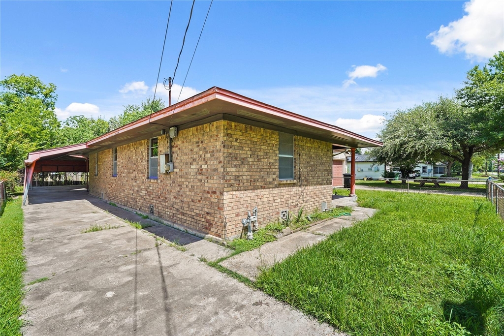 2315 Leffingwell Street - Photo 2