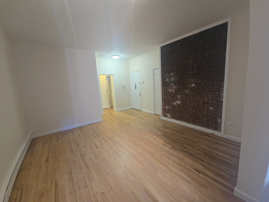 West 73rd / Columbus Ave - Photo 3