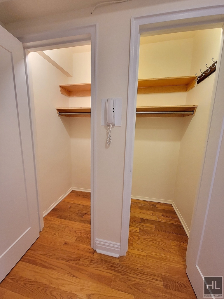 East 56 Street - Photo 11