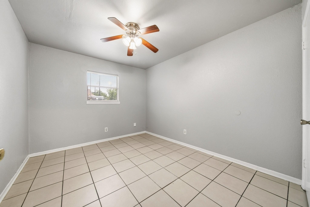 6116 Octavia Street - Photo 8