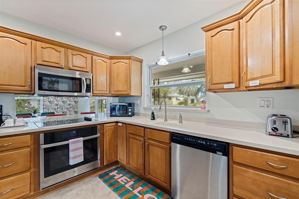 13584 Twig Terrace - Photo 7
