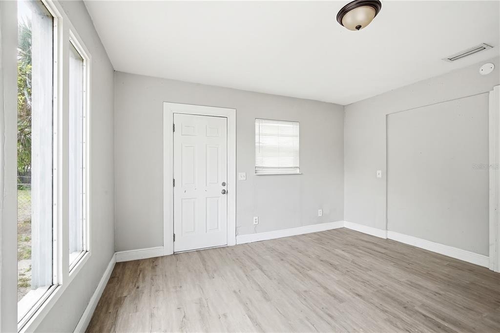 8419 N Semmes Street - Photo 11