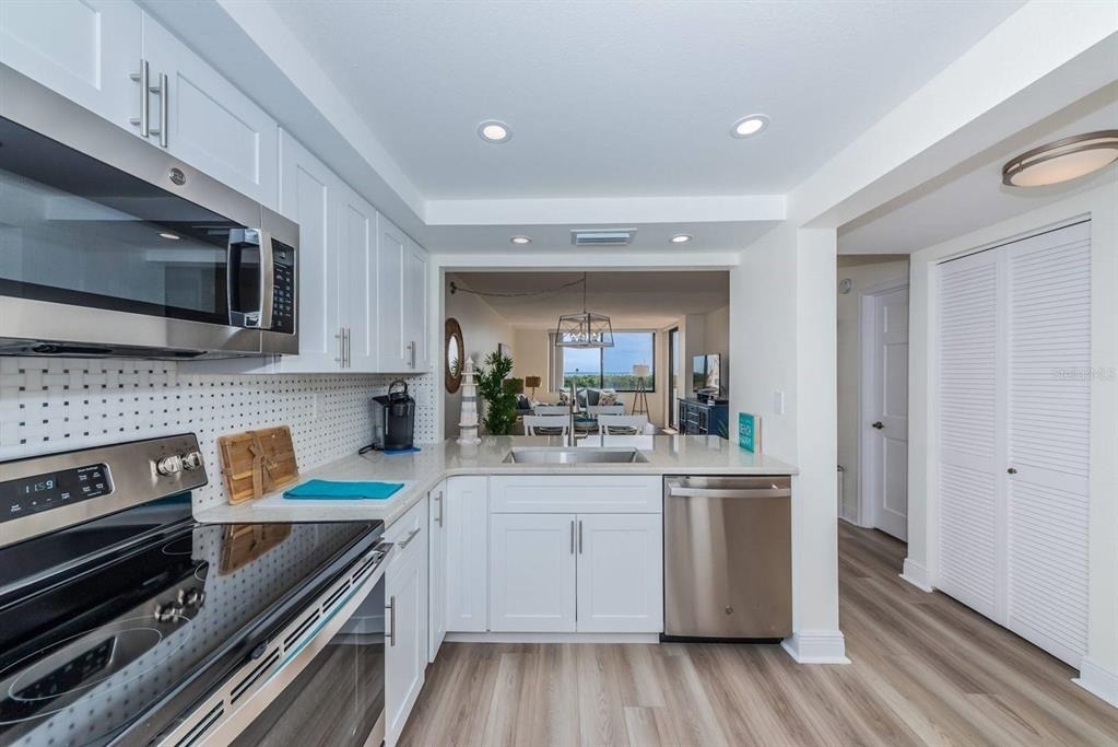 6357 Bahia Del Mar Boulevard - Photo 6