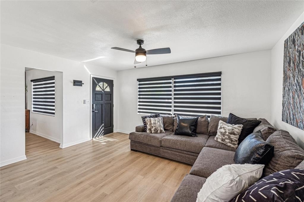 2000 57th Street N - Photo 10