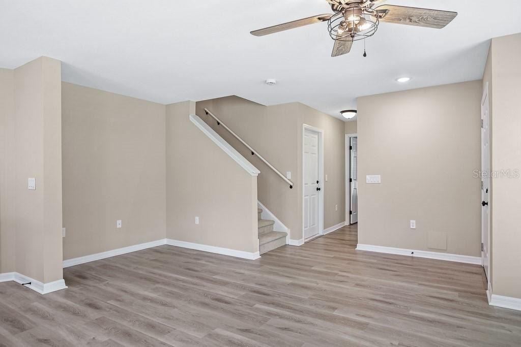 10831 Johanna Avenue - Photo 9