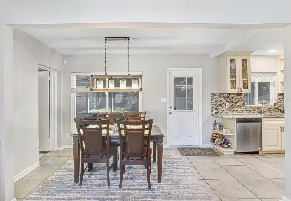 6703 N River Boulevard - Photo 12