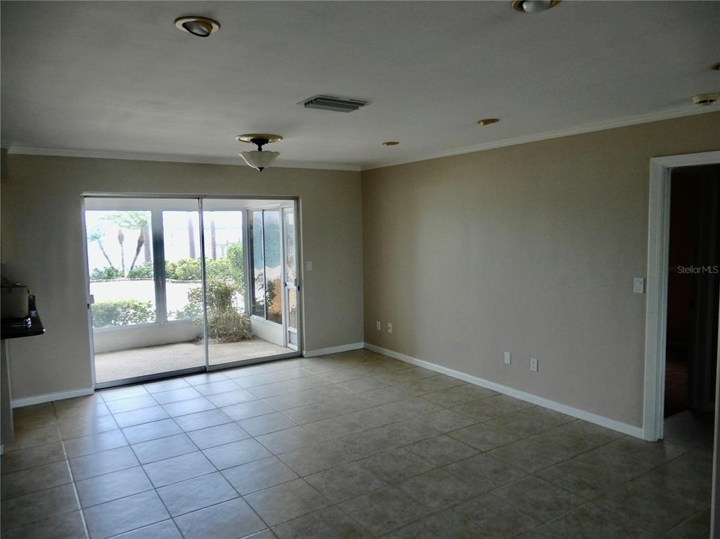 337 1st Street W - Photo 12