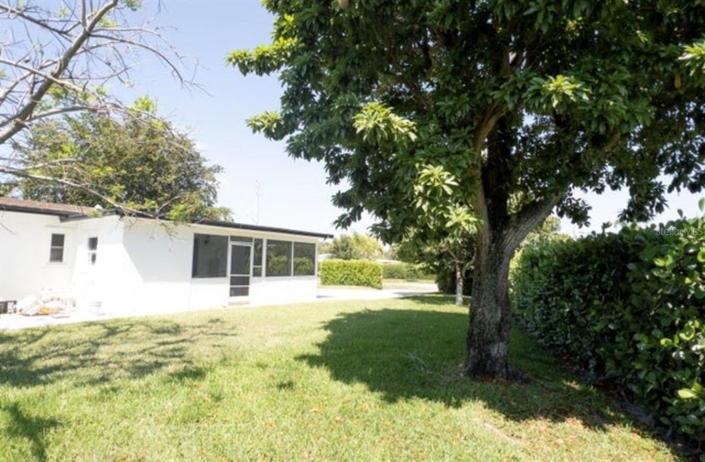 887 W Perry Street - Photo 3