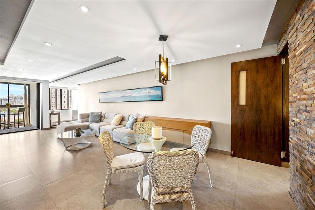 Condado Real 1700 Mcleary Ave - Photo 5
