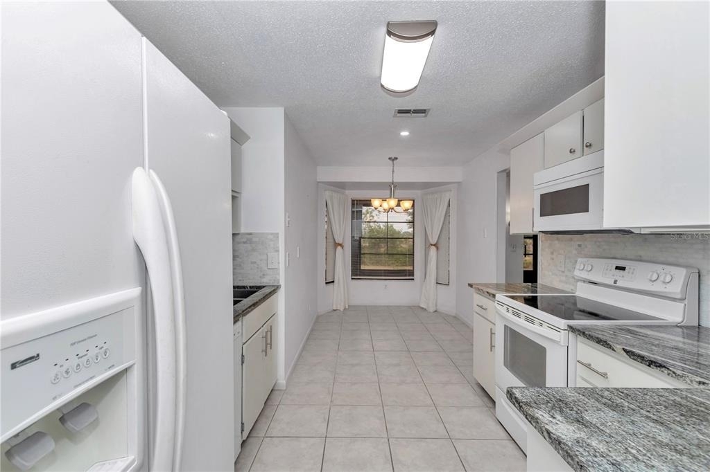 21425 Sw Plantation Street - Photo 9