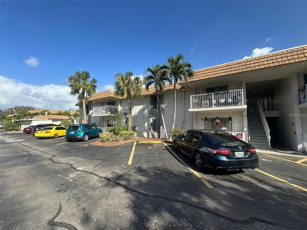 1830 Maravilla Avenue - Photo 1