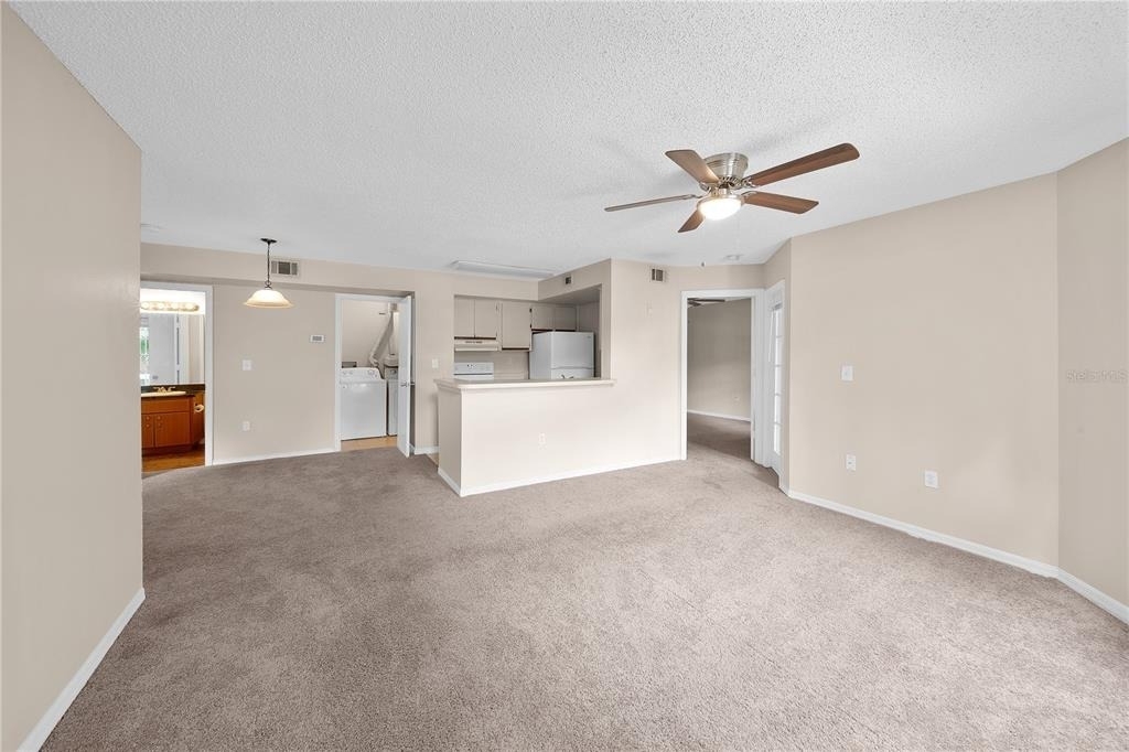 441 Fountainhead Circle - Photo 3