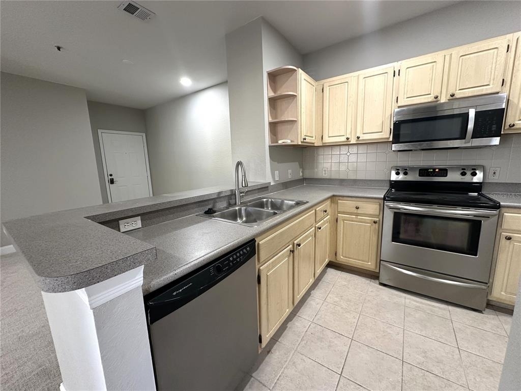 1150 Lake Shadow Circle - Photo 7