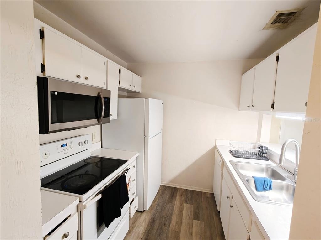 4000 Sw 23rd Street - Photo 19