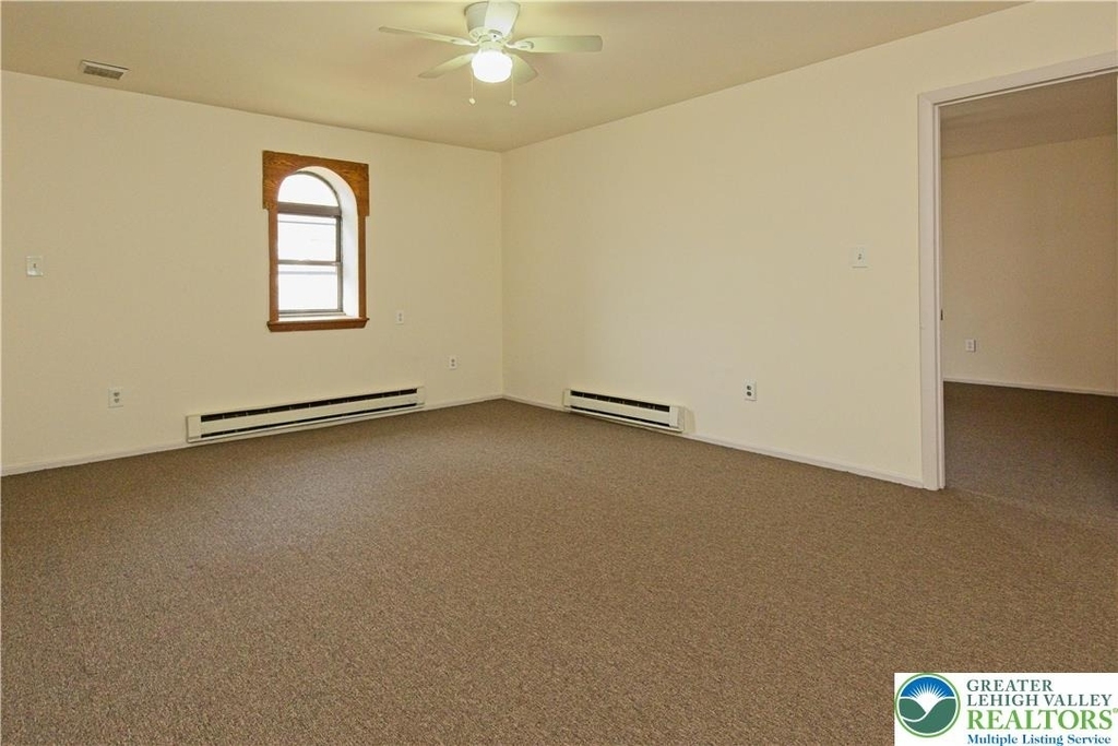 709 Front Street - Photo 3