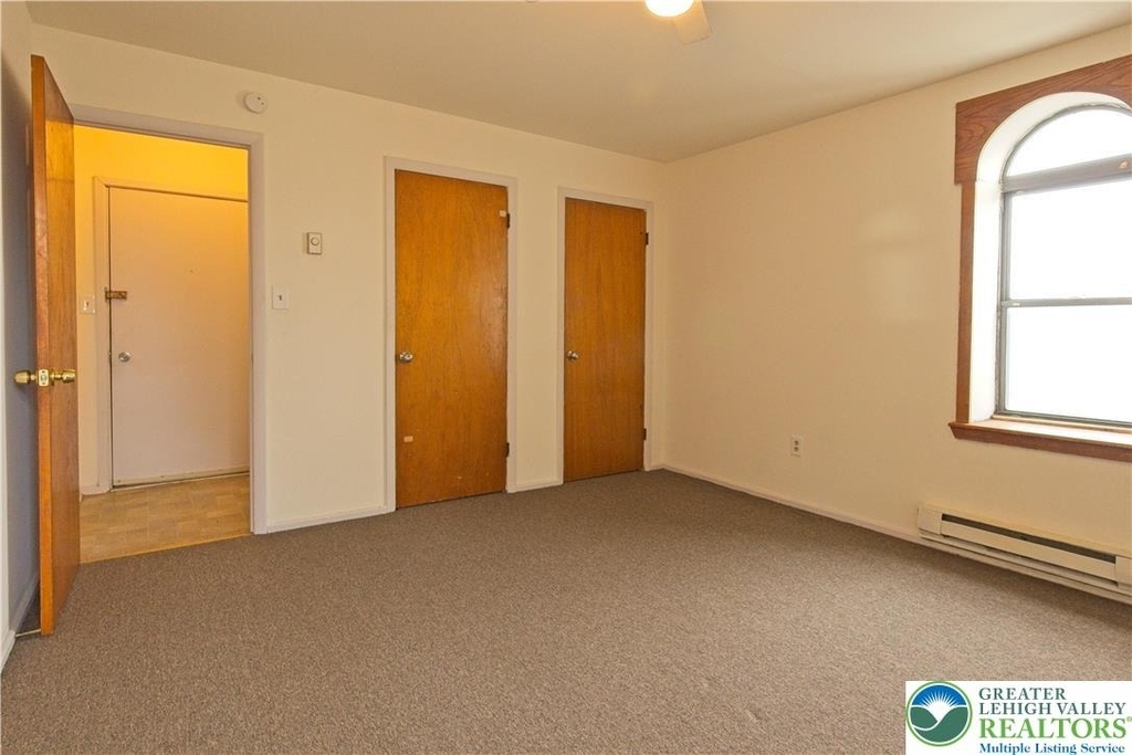 709 Front Street - Photo 7