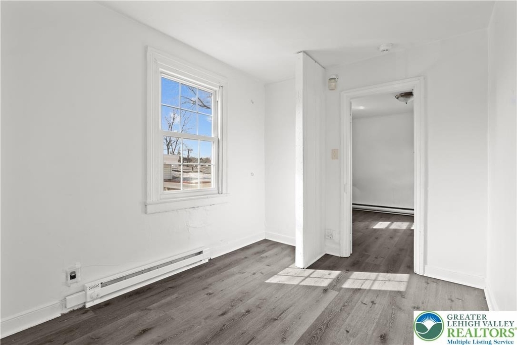 1113 Ferry Street - Photo 8