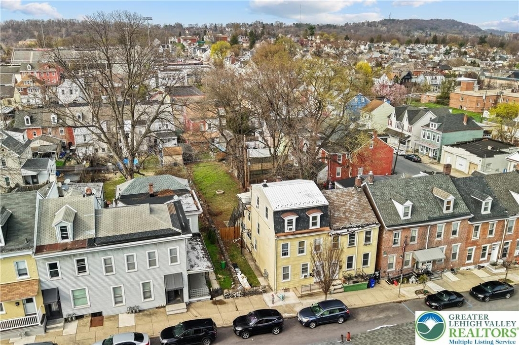 1113 Ferry Street - Photo 13