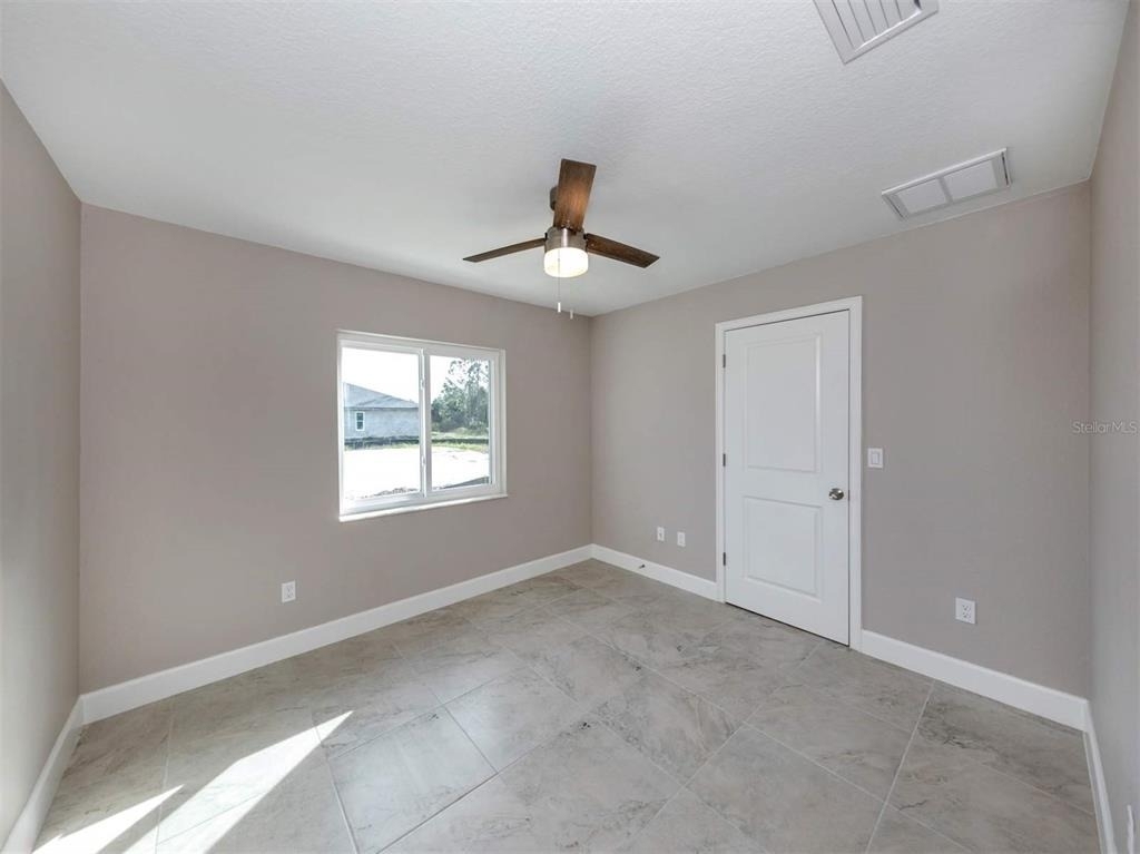 125 Boundary Boulevard - Photo 3