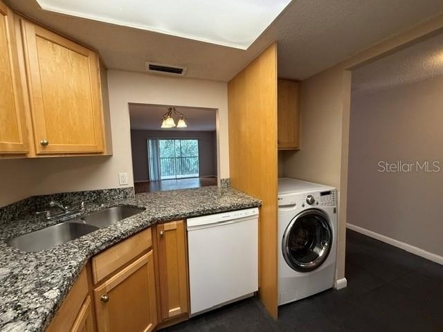 3700 S Osprey Avenue - Photo 3