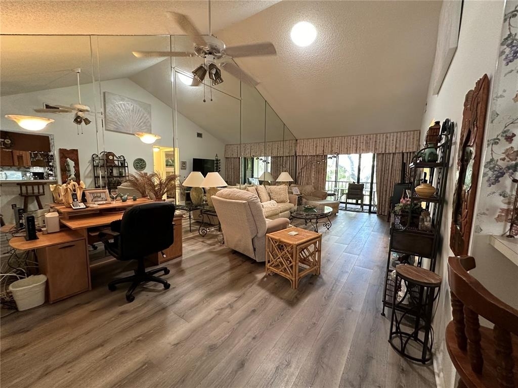 1647 Brookhouse Court - Photo 4
