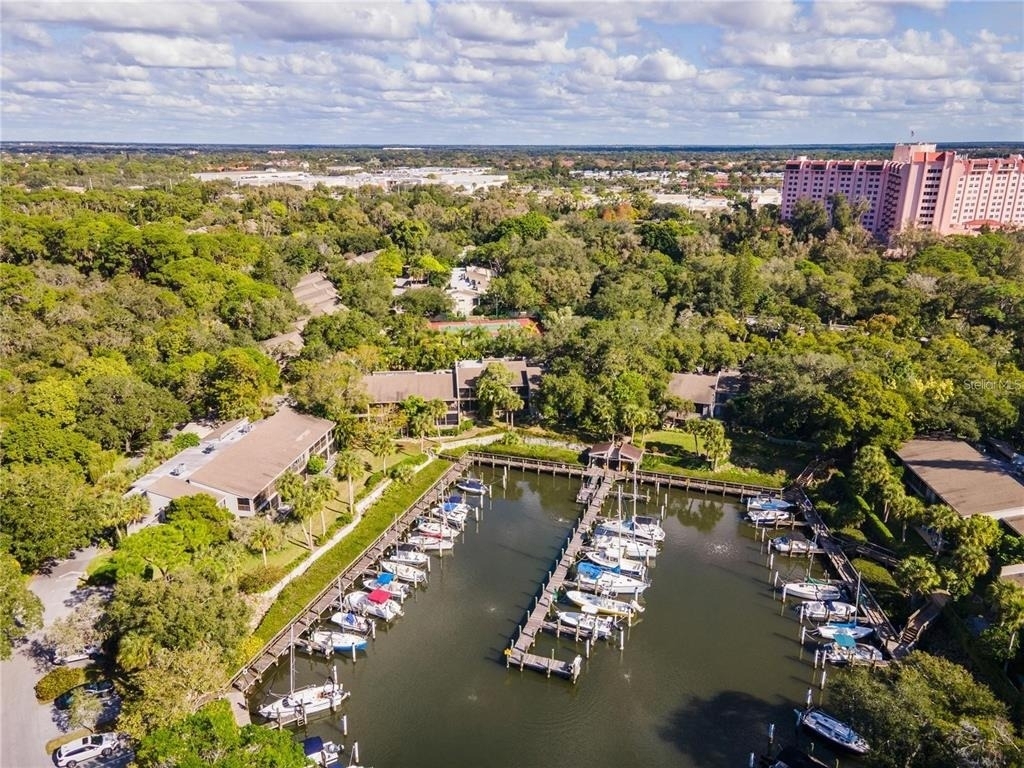 1647 Brookhouse Court - Photo 15