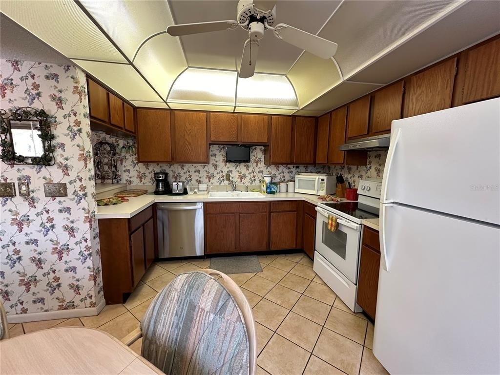 1647 Brookhouse Court - Photo 1