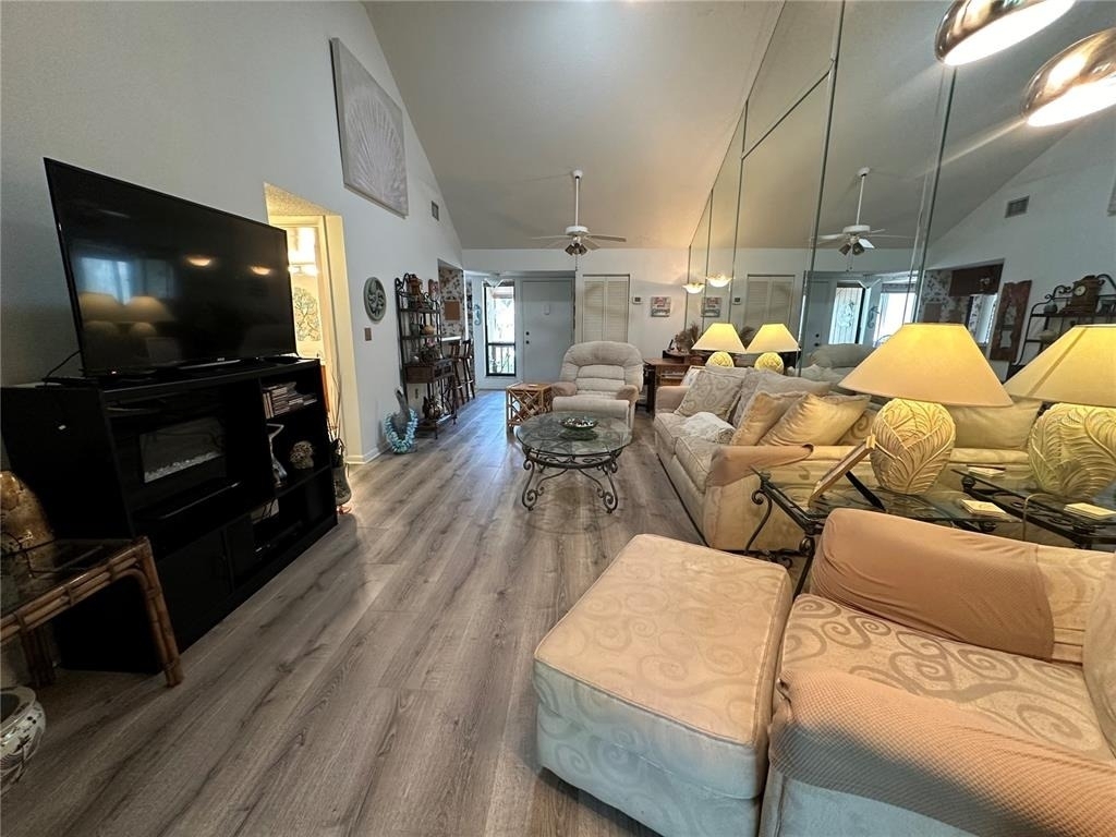 1647 Brookhouse Court - Photo 6