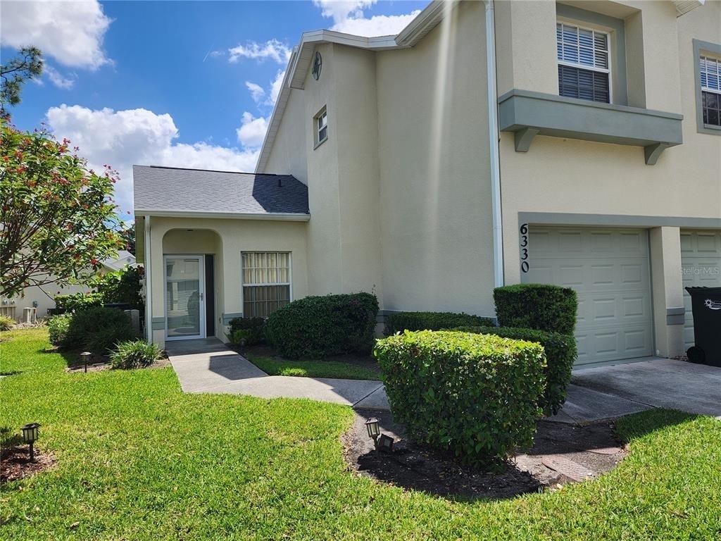 6330 Green Oak Circle - Photo 0