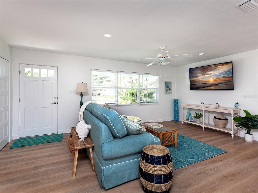 3049 Wood Street - Photo 15