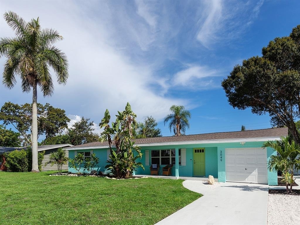 3049 Wood Street - Photo 1