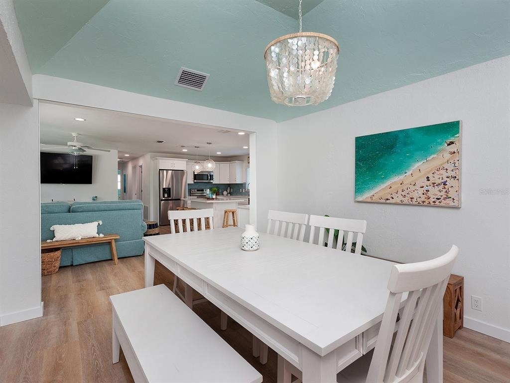3049 Wood Street - Photo 14