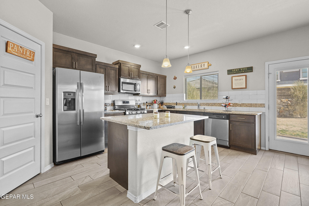 956 Clapham Street - Photo 27