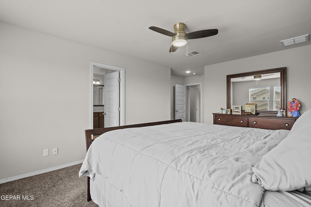 956 Clapham Street - Photo 11