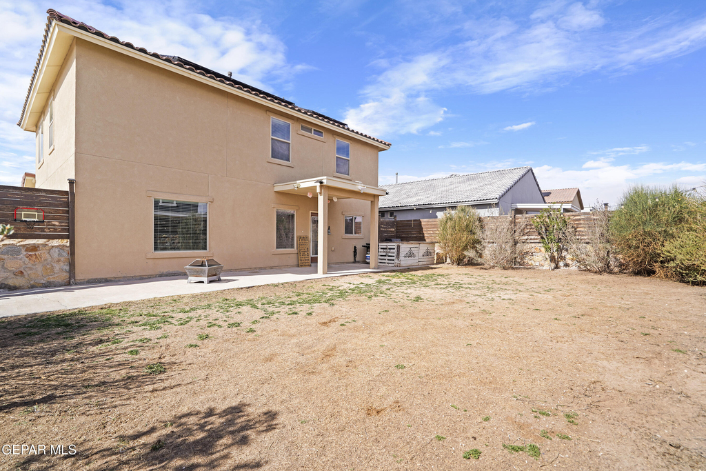956 Clapham Street - Photo 32