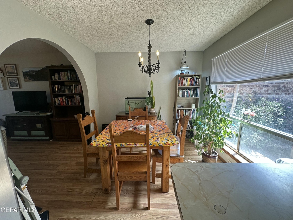 504 E University Avenue - Photo 9