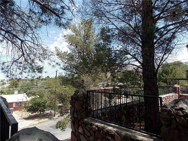 504 E University Avenue - Photo 1