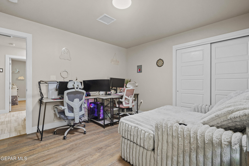 14724 Mountain Breeze Avenue - Photo 16